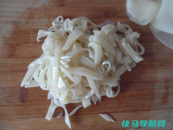 姥姥私藏的凉皮秘方，口感爽滑，酸辣开胃，以后在