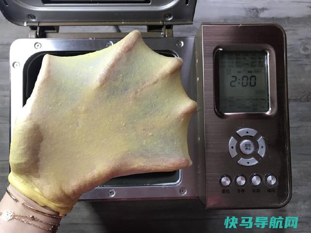 胡萝卜吃很健脑，入口鲜香，香嫩可口，儿子吃了上