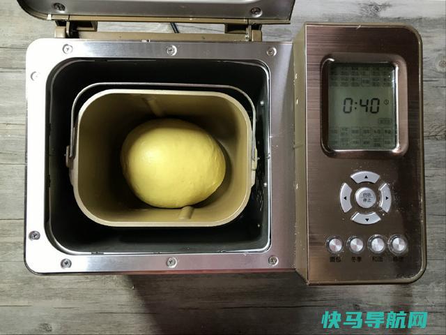 胡萝卜吃很健脑，入口鲜香，香嫩可口，儿子吃了上