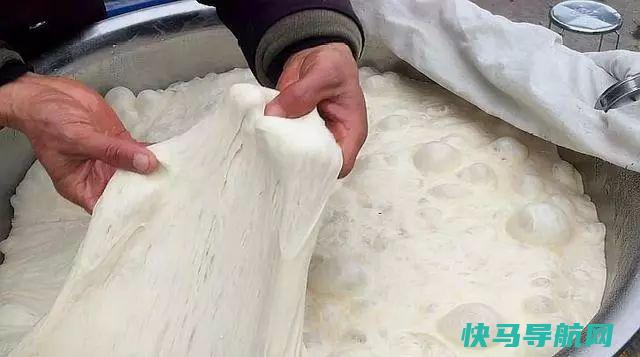 过年炸油饼注意了，秘制配方比例教给你，柔软不吸油