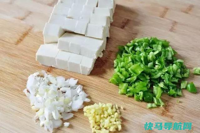 一元钱的豆腐搭，味道似海鲜，不学亏大了