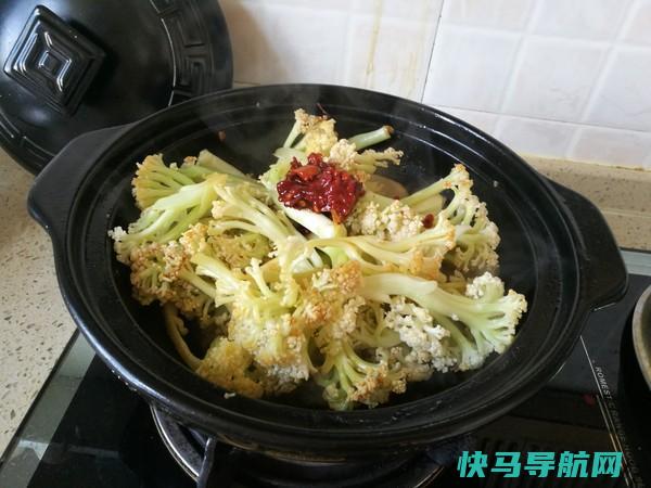 炒菜花前，到底焯不焯水？经常有人做错，难怪不