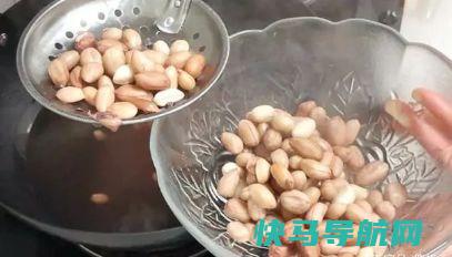 花生米这样做，比油炸花生更好吃，健康不上火，上桌就