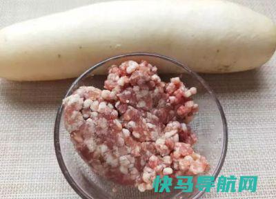 白萝卜这样做最好吃，做法超简单，出锅鲜嫩多汁，还能