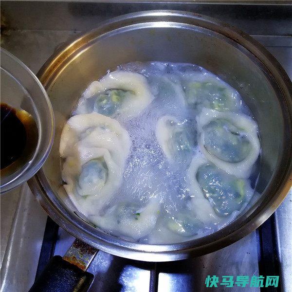 头天晚上准备好，一早就能吃上美味的馄饨，老公