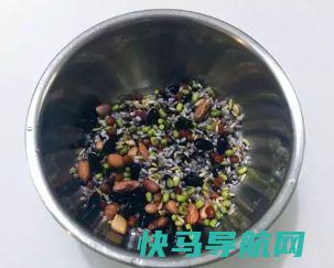 十月进补别总大鱼大肉，多给家人喝这碗粥，增强抵抗