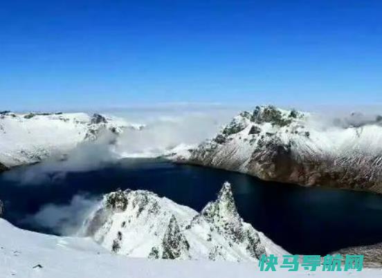长白山天池是哪三条河流的源头？长白山是活火山吗