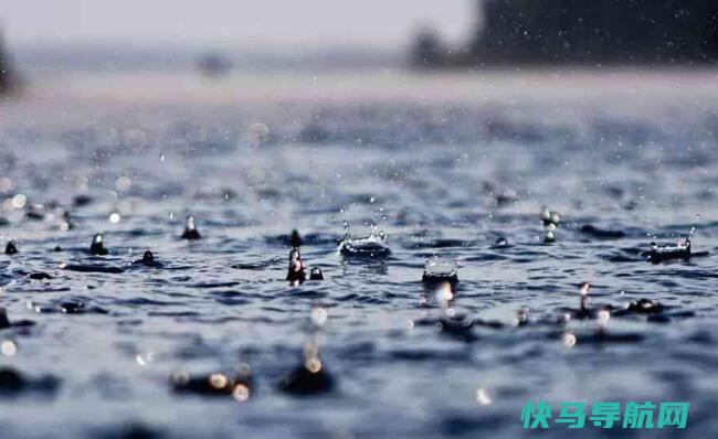 梦见下雨是什么征兆，感情可能会有一个突破