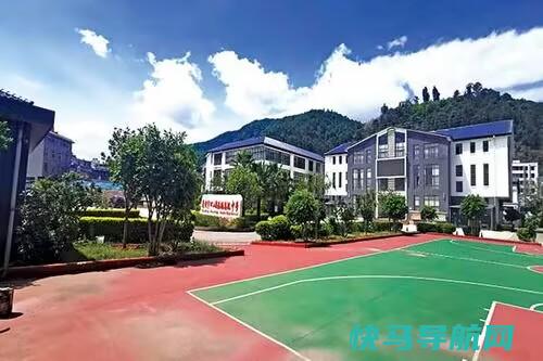 封闭式学校一年多少钱，一年学费在6000-20000元