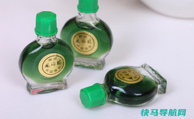 衣服被染色了怎么能恢复原来的颜色，生活中3种常见物品来解决