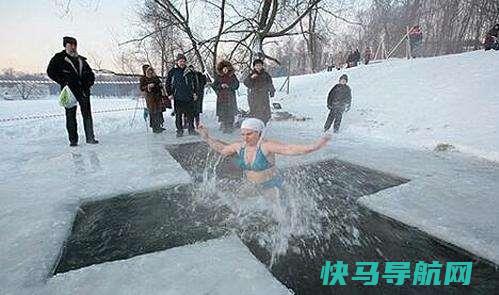什么时候开始洗冷水澡最好？男女洗冷水澡的好处和