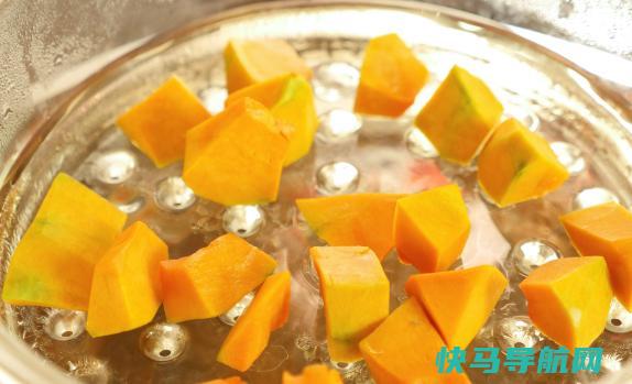南瓜可以做成哪些点心呢？南瓜能直接放水里煮吗